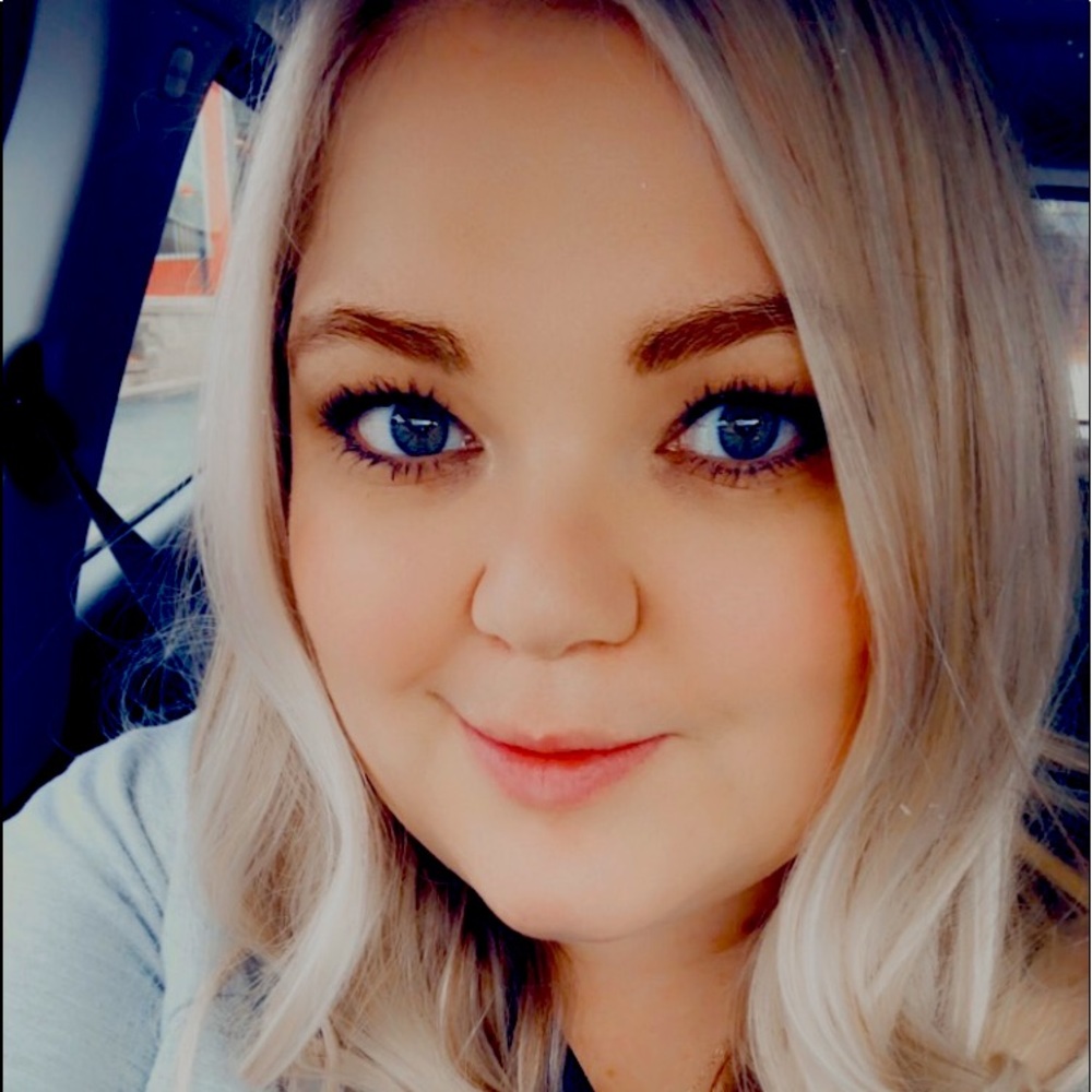 Meet your Posher, Mandy